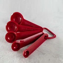 KitchenAid 5-Piece Red Medium Universal Measuring Spoon Set-image-76