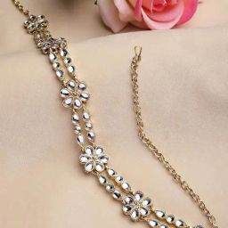 Karatcart Gold Plated Handcrafted Floral Kundan Hair Band for Women-image-5