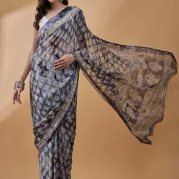 Winza Designer Grey Printed Saree With Unstitched Blouse-image-21