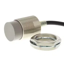 Omron Cylindrical Proximity Sensor M30 NO Operation DC 2-Wire 20 mm, E2E-X20MD1 2M OMS-4