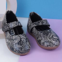 SHOES FOR JUNIORS Abstract Designed Mary Jane Ballerinas With Velcro Closure - Black-image-93