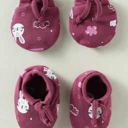 Simply Interlock Knit Mittens and Booties With Bunny Print - Plum-27