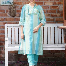 zuri Women Striped Regular Pure Cotton Kurta with Trousers-picture-53