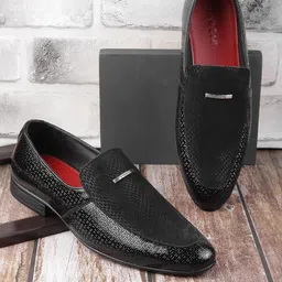 Mochi Men Textured Leather Formal Loafers-image-58