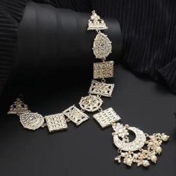 Priyaasi Geometric Floral Pearl White Matha Patti-image-2