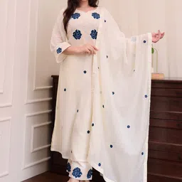 KALINI Women Floral Embroidered Thread Work Kurta with Trousers & With Dupatta Kurta Sets-12