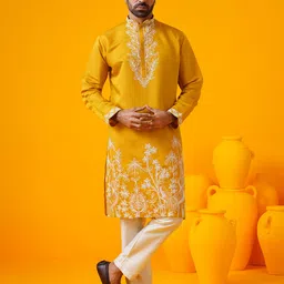 SOJANYA LUXE Men Floral Embroidered Regular Thread Work Kurta with Trousers-picture-47