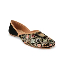 SAPATOS Women Embellished Ethnic Mojaris Flats-image-15