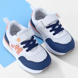 Cute Walk by Babyhug Velcro Closure Sneaker With Lace Detailing - White-picture-9