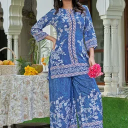 Kaftanize Embellished Printed Tunic With Palazzos Co-Ords-picture-9