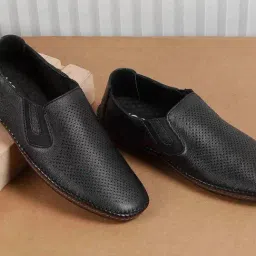 Mochi Men's Black Casual Loafers-picture-0