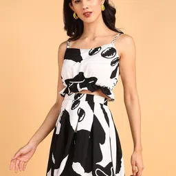 all about you Abstract Printed Shoulder Straps Top With Shorts-50