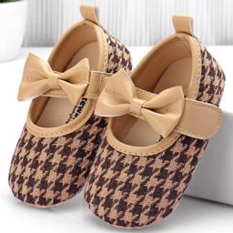 Cute Walk by Babyhug Velcro Closure Booties Bow Applique - Beige-image-54
