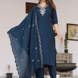 G4Girl Women Floral Embroidered Regular Thread Work Pure Silk Kurta with Trousers & With Dupatta-picture-51