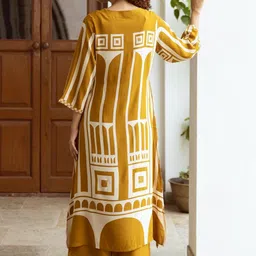 Kaftanize Printed Regular Kurta With Palazzos image 5