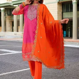 KIMISHA Women Bandhani Embroidered Regular Sequinned Kurta with Trousers & With Dupatta-12
