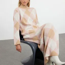 Trendyol Self Design Maxi Dress-image-76