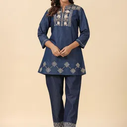 SAVI Embroidered Tunic & Trouser Co-Ords-image-27