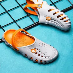 BERSACHE Boys Set Of 2 Clogs image 4