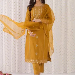 Indo Era Floral Embroidered Gotta Patti Straight Kurta With Trousers & Dupatta-32