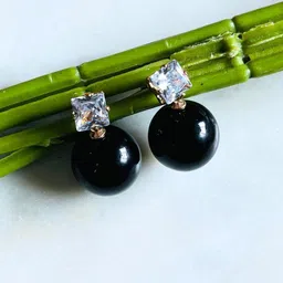 DressBerry Gold-Plated Artificial Stones Studdes & Pearls Beaded Circular Drop Earrings-11