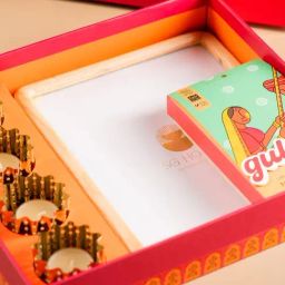 S. G. Home Brown Metal & Wood Gift Box(With Phool Natural Gulaal)-36