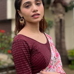 Bindigasm's Advi Embellished Saree Blouse-43
