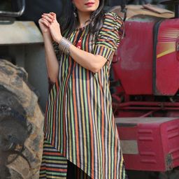 KALINI Women Striped Asymmetrical Kurti-3