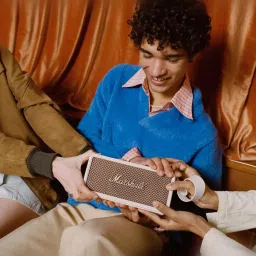 Marshall Middleton Portable Bluetooth Speaker with Upto Hours Of Portable Playtime (Cream) image 5