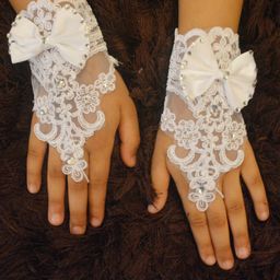 Tipy Tipy Tap Floral Net Embroidered Stone Embellished Bow Detailed No Finger Hand Lace Gloves - Ivory Off White-image-4