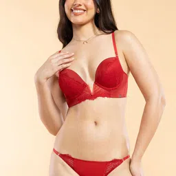 Enamor Low Rise Bikini with Elegant Eyelash Lace and String Detailing For Chic Style P141 image 3