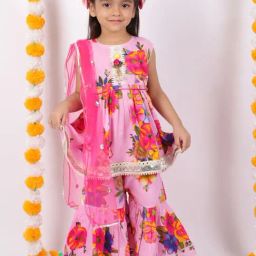 Little Bansi Kids Pink Cotton Printed Suit Set-image-44