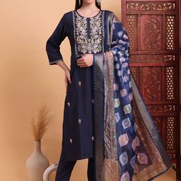 SUNDARNAARI Women Embroidered Regular Thread Work Kurta with Trousers & With Dupatta-17