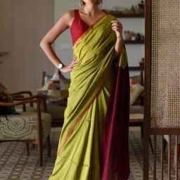 Suta Green & Red Woven Saree-picture-28