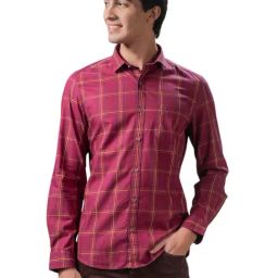 Turtle Maroon Cotton Slim Fit Chequered Shirt-picture-43