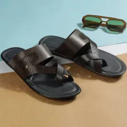 Mochi Men's Brown Toe Ring Sandals-picture-25