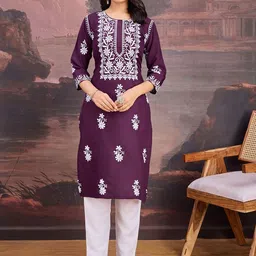 House of Pataudi Floral Embroidered Thread Work Round Neck Straight Kurta-32