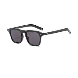 Arzonai Unisex Black Wayfarer Sunglasses with UV Protected Lens-picture-2