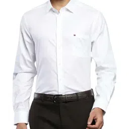 Tommy Hilfiger White Cotton Regular Fit Self Pattern Shirt-image-15