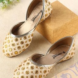 Cute Walk by Babyhug Slip On Mojaris With Sequin Embroidery - Golden-picture-32