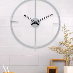 CHRONIKLE Elegant Round Silver Iron Wall Clock-25