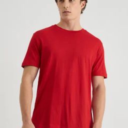 GANT Men Solid Tonal Logo Round Neck Cotton Red T-shirt-image-39