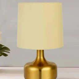 @home Nilkamal Gold Metal Metalia Triangular Shaped Table Lamp-image-7