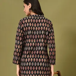 KALINI Mandarin Collar Printed Tunic image 2