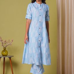DIVASTRI Floral Printed Mandarin Collar Straight Kurta With Trousers-38