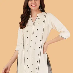 Brownverse Ethnic Motifs Embroidered Regular Cotton Straight Kurta-image-7