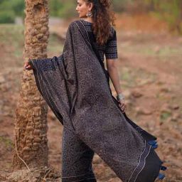Chidiyaa Black WWB Nightscented Orchids Block Printed Saree image 3