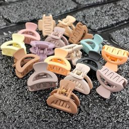DIVASTRI Set Of 10 Matte D-Shaped Hair Clips-picture-39