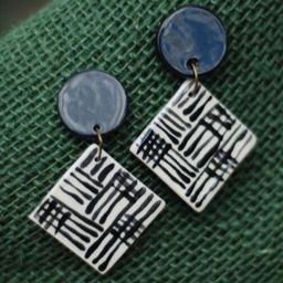 VMA PLAY FASHION Geometric Shaped Drop Earrings-image-70