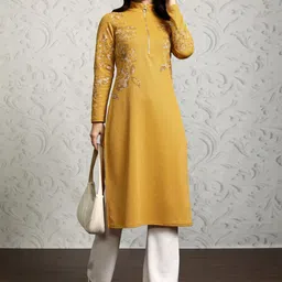 Vishudh Women Floral Printed Floral Kurta-picture-45